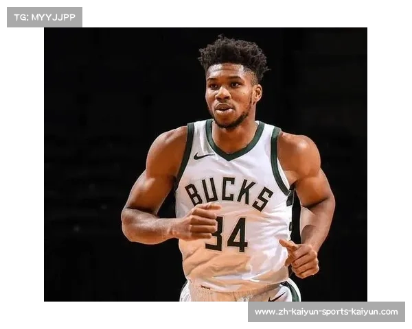 字母哥扬尼斯·阿德托昆博的暴力美学与篮球场上的统治力展现 字母哥扬尼斯·阿德托昆博的暴力美学与篮球场上的统治力展现